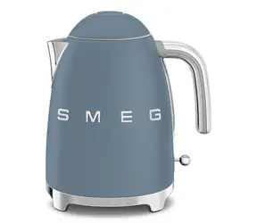 Smeg KLF03SBMEU šalvějová modrá / Rychlovarná konvice / 2400W / 1.7L