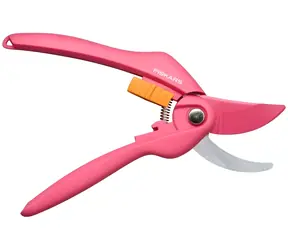FISKARS Zahradní nůžky P26 Ruby / dvoučepelové / řez do O 20 mm