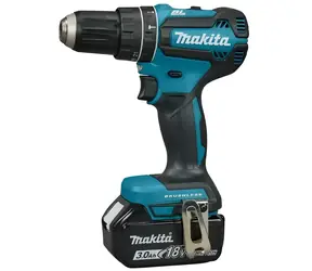 Makita LXT / Aku příklepový vrtací šroubák / 18V / Bezuhlíkový motor / 2x 3.0Ah / Kufr Makpac