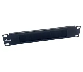 Equip 10" / Průchozí panel s kartáčem / 1U / ocel / černá
