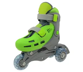 TRISKATE Basic zelené vel. XS (27-30) / Dětské kolečkové brusle / 3 kolečka / PVC 64x24 mm