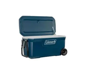 Coleman 100QT Xtreme Wheeled modrá/bílá / Chladicí box na kolečkách / izoluje až 5 dní / Objem 94 l