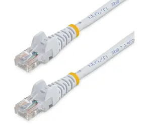 StarTech UTP patch kabel Cat5e bílý / Síťový kabel / RJ-45 / 0,5 m