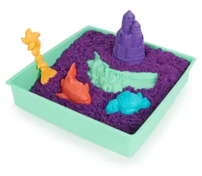 SPIN MASTER Kinetic Sand krabice s podložkou fialová / od 3 let