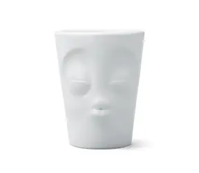 Fiftyeight Hrnek Küssend bílá / Hrnek / 350 ml / porcelán
