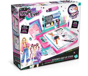 CANAL TOYS Kreativní sada Fashion Designer Light-Up Studio / Podsvícená pracovní plocha / od 6 let