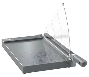 Leitz Precision Office Pro A4+ / Páková řezačka / 25 listů / Formát A4 Maxi / Skleněná deska