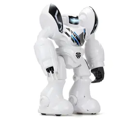 SILVERLIT Robot Blast bílá / dálkové ovládání / LED efekty / od 5 let