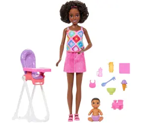MATTEL Panenka Barbie Skipper Klub chůviček Set s miminkem a jídelní židličkou (JJB45)