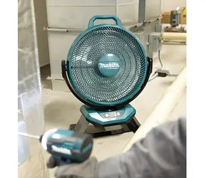 Makita CF002GZ / Akumulátorový ventilátor / systém XGT 40V / 3 rychlosti / oscilace 180°