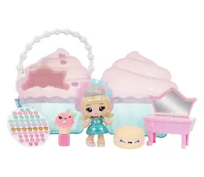 MGA Yummiland Kosmetická taška Cupcake s panenkou Callie / od 4 let