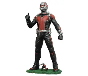 DIAMOND SELECT TOYS PVC socha AntMan / Sběratelská socha / Marvel