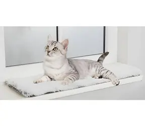 TRIXIE Podložka na okenní parapet Harvey / 90 x 28 cm / plyš / pěnová výplň / neklouzavý spodek