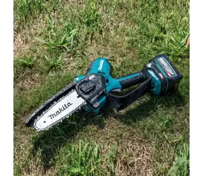 Makita Aku prořezávací pila 150 mm XGT 40V bez aku / Aku prořezávací pila / 590 W / bez aku a nabíječky