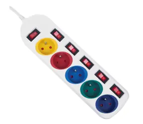 Maclean MCE204 bílá / Prodlužovací kabel / 230V / 5 zásuvek / 1,5 m / vypínač