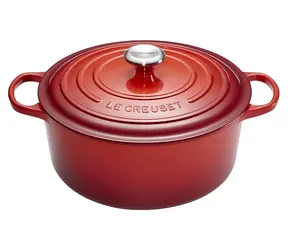Le Creuset Signature třešňová červená / Hrnec s poklicí / kulatý / 26 cm