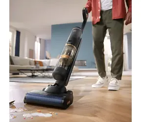Philips XW7264/11 AquaTrio černá / Aku tyčový vysavač / Suché a mokré vysávání / Li-Ion / 75 dB