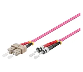 Good Connections SC/ST fialová / Optický patch kabel / OM4 / Duplex / 50/125 µm / LSZH / 10 m