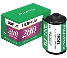 Fujifilm Color 200 135/36 / Barevný negativní film / ISO 200/27° / 36 políček / C-41