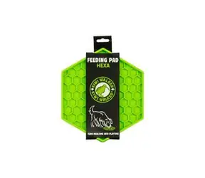 Kiwi Walker Hexa Maxi zelená / Lízací podložka pro psy / 240 x 210 mm