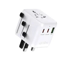 SBS Univerzální cestovní adaptér bílá / Cestovní adaptér / 2x USB-C, 1x USB-A