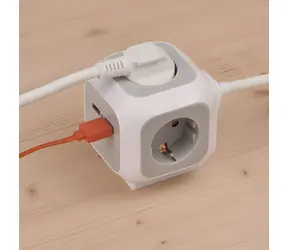Brennenstuhl ALEA-Power světle šedá/bílá / Stolní zásuvková kostka / 4x 230V / 2x USB-A / 1,4 m