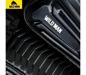 WILD MAN Brašna do rámu kola XT5 černá / Cyklistická brašna / 1,2 l / pouzdro na telefon / suchý zip