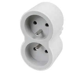 Rozdvojka zásuvky 2x 2P+Z / Zásuvkový rozbočovač / 230V