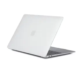 eSTUFF Frosted Hardcover / Matný kryt pro MacBook Pro 16" / průhledná