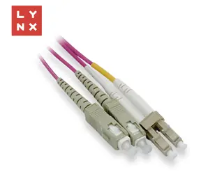 Lynx LC-SC / Optický patch kabel / Duplex / 50/125 MM OM4 / 10 m / růžový
