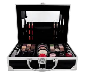2K All About Beauty Train Case Black Dekorativní kazeta 60,2 g