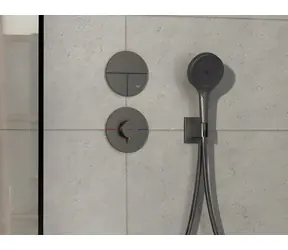 Hansgrohe ShowerSelect Comfort S kartáčovaný černý chrom / Ventil pod omítku / pro 3 spotřebiče