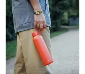 Quokka Solid oranžová / Termoláhev / Nerezová / Dvouplášťová / 630 ml / S poutkem