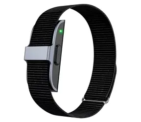 J-Style 2208 černá / Fitness náramek / bez displeje / IP68 / výdrž 15 dní