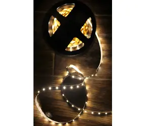 X-SITE XS-3528WW teplá bílá / LED páska / SMD3528 / 180 LED / IP20 / 3m / 15W
