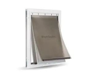 PetSafe Extreme Weather XL hliníková / Dvířka / 689x413 mm / otvor: 641 x 365 mm / šířka ramen: 349mm / max. 100kg