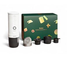 Outin Nano Přenosný Aku Espresso kávovar bílá + Basket Plus sada (Vánoční set) / Aku 7500 mAh / 80 ml / USB-C