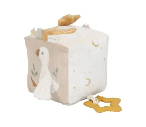 Little Dutch Kostka textilní s aktivitami Newborn Naturals / od 0 měsíců