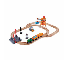 Hape vláčkodráha Nákladní okruh s železničním přejezdem / 34 dílů / vláčky s vagony / dráha / příslušenství / od 3 let