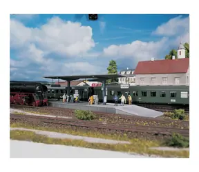 Piko 61821 Nástupiště Burgstein / 263x77x67 mm / od 14 let