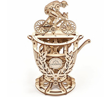 Ugears 3D dřevěné mechanické puzzle Samohybný cyklista / od 14 let / 189 dílků / Obtížnost: střední
