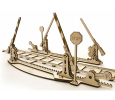 Ugears 3D dřevěné mechanické puzzle Železniční přejezd s 4 m kolejí / od 14 let / 200 dílků / Obtížnost: nízká