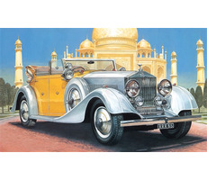 Italeri 3703 Rolls-Royce Phantom II / Plastikový model / 1:24 / obtížnost: 3