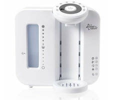 Tommee Tippee Přístroj na přípravu kojeneckého mléka Perfect Prep White / od 0 měsíců