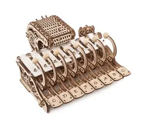 Ugears 3D dřevěné mechanické puzzle Programovatelná celesta / od 14 let / 573 dílků / Obtížnost: střední