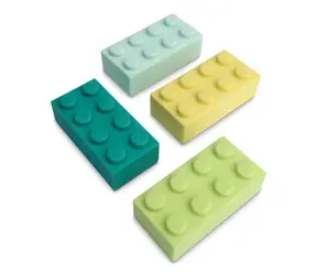Chronicle Books LEGO Školní guma 8 ks