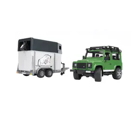 Bruder 2592 Land Rover s přívěsem pro přepravu koní včetně 1 koně / 1:16 / od 4 let