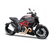 Maisto Ducati Diavel Carbon / měřítko: 1:12 / od 8 let