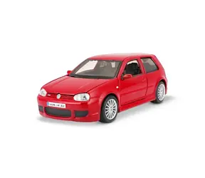 Maisto Volkswagen Golf R 32 červená / měřítko: 1:24 / od 3 let