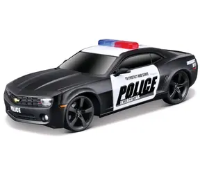 Maisto 2010 Chevrolet Camaro SS policie / světelné a zvukové efekty / měřítko 1:24 / od 8 let